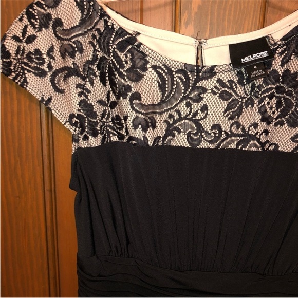 Floor length gown - Picture 4 of 7